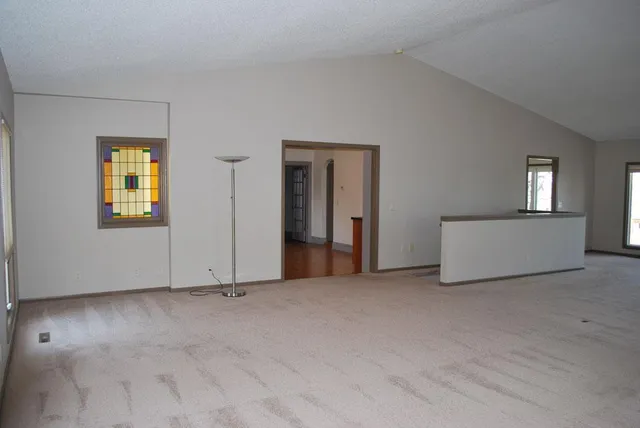 $449,900 | 767 Shoreacres Drive, Fairmont, MN 56031