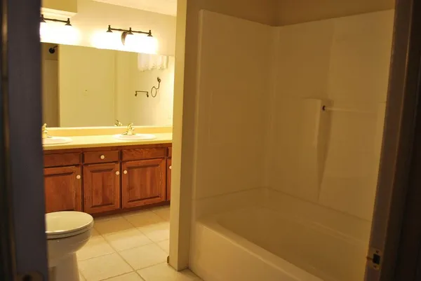 $449,900 | 767 Shoreacres Drive, Fairmont, MN 56031