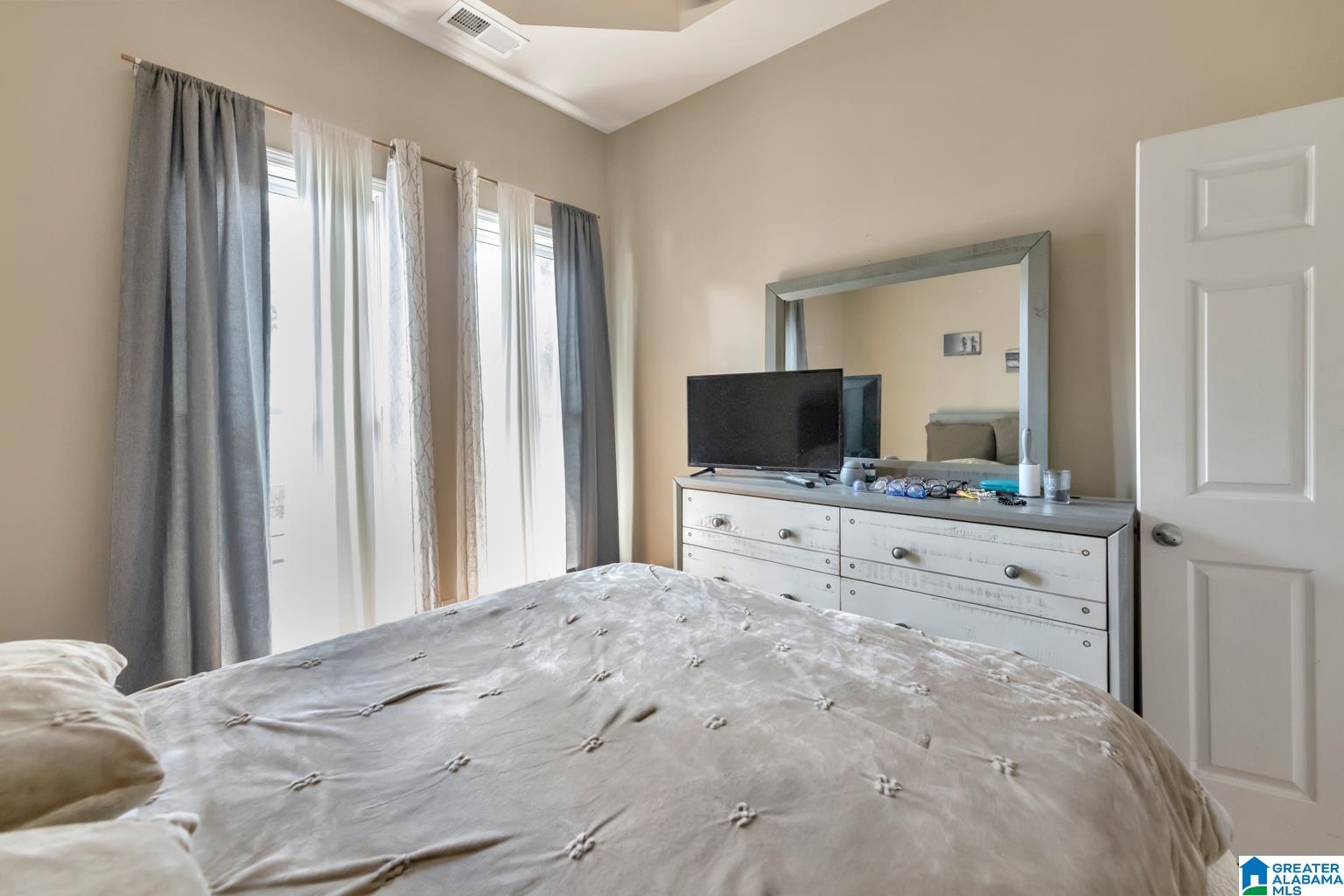 2809 Highland Avenue, Unit 4 Birmingham, AL 35205 - Photo 13 of 15