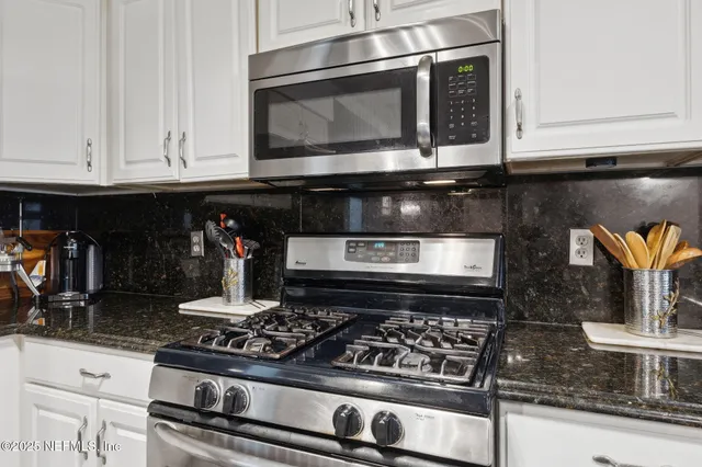 $22 | 8463 Beach Boulevard, Jacksonville, FL 32216