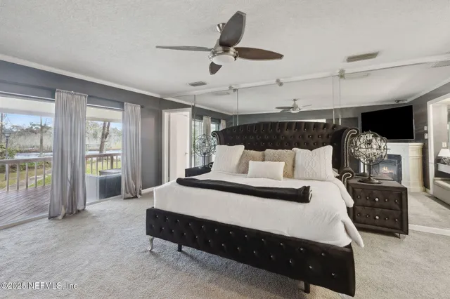 $22 | 8463 Beach Boulevard, Jacksonville, FL 32216