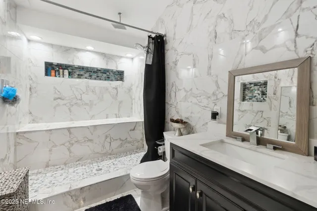 $22 | 8463 Beach Boulevard, Jacksonville, FL 32216