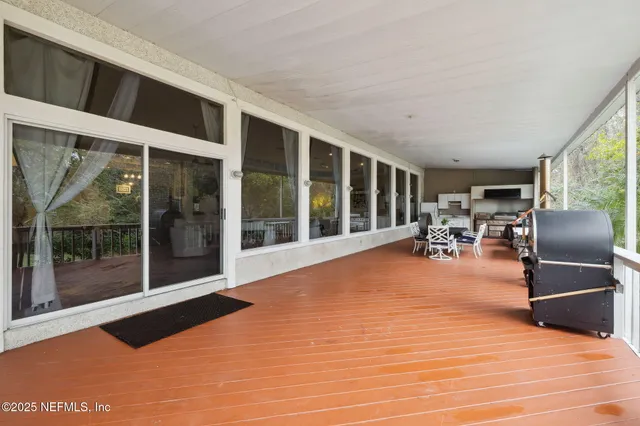 $22 | 8463 Beach Boulevard, Jacksonville, FL 32216