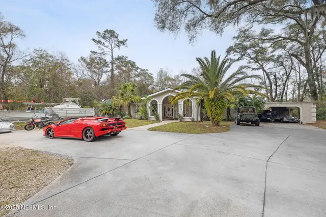 $22 | 8463 Beach Boulevard, Jacksonville, FL 32216