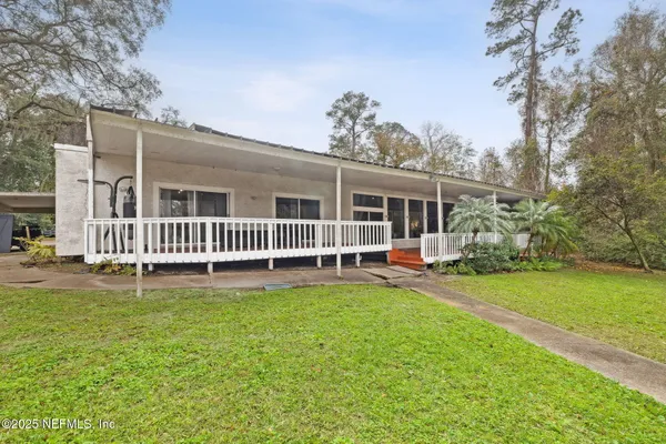 $22 | 8463 Beach Boulevard, Jacksonville, FL 32216