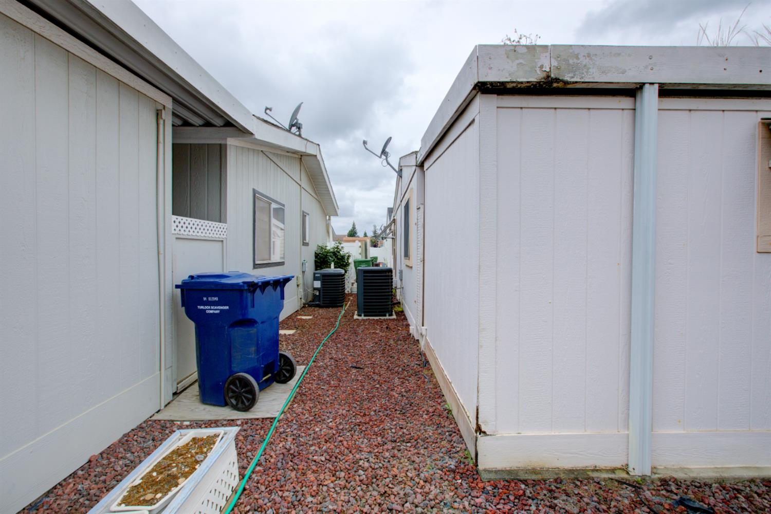 500 North Tully Road, Unit 64 Turlock, CA 95380 - Photo 33 of 38 a house view with a seating space