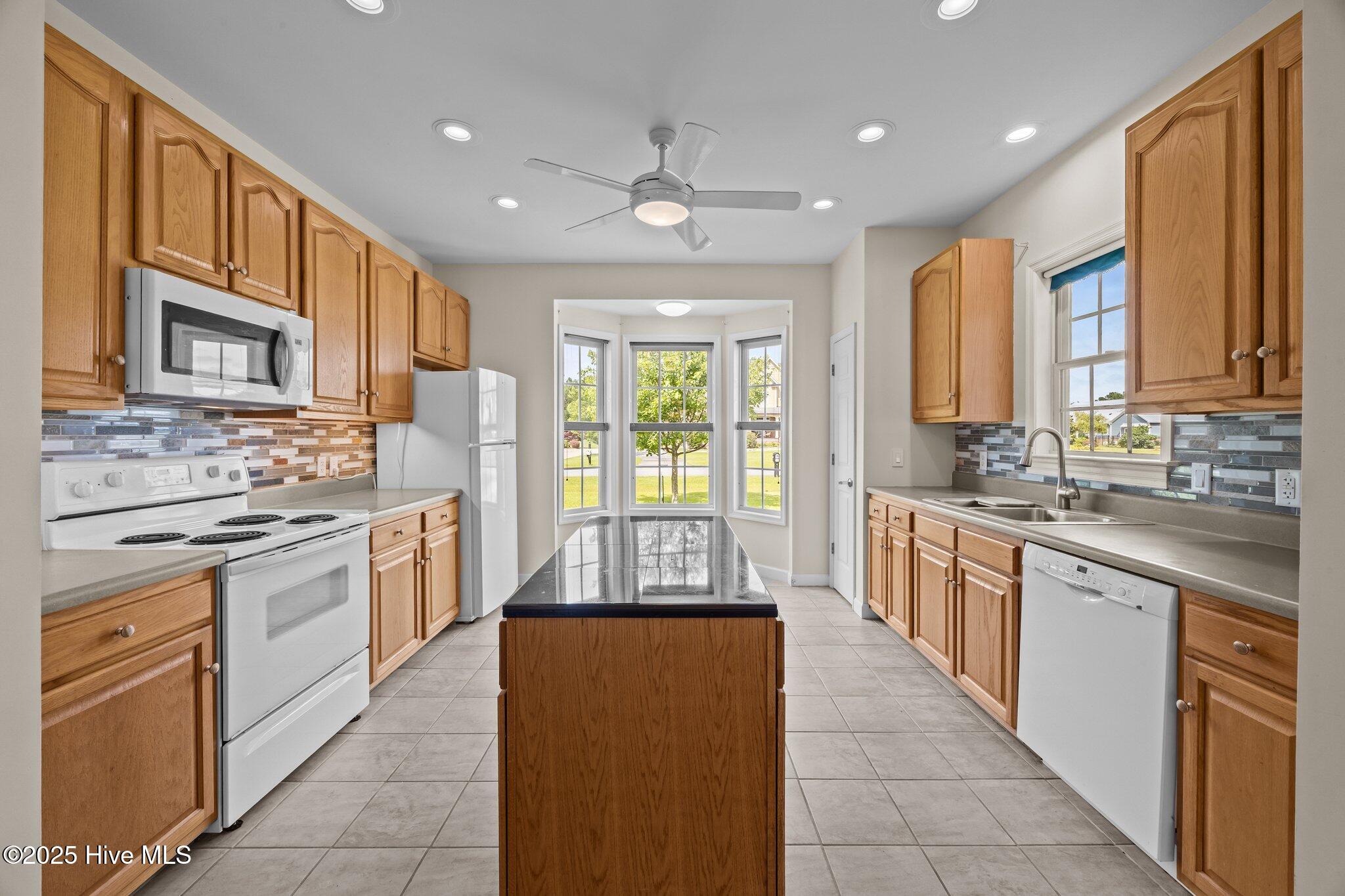 151 North Mitchell Way Havelock, NC 28532 - Photo 17 of 49 IMG_9062