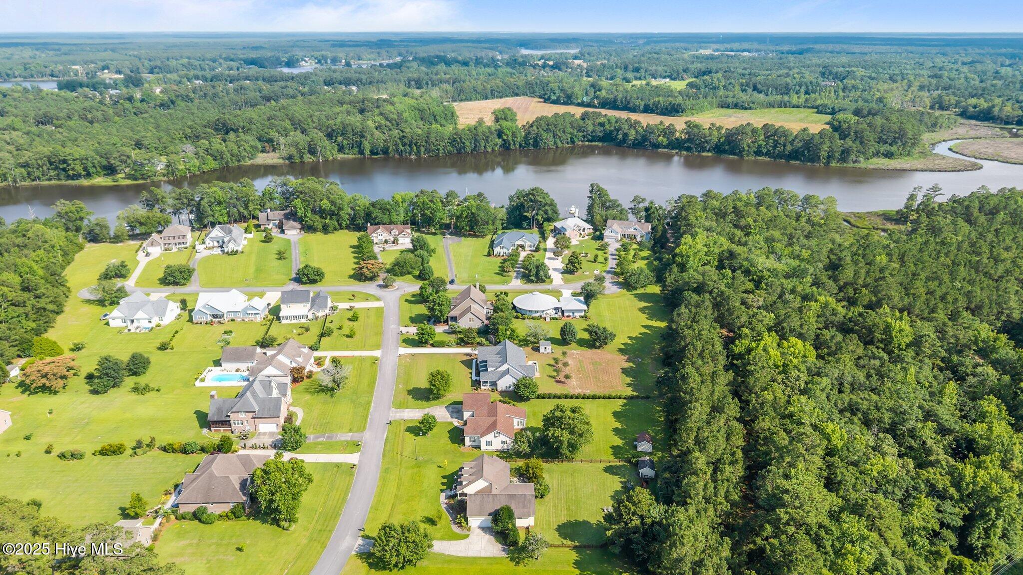 151 North Mitchell Way Havelock, NC 28532 - Photo 3 of 49 IMG_9095