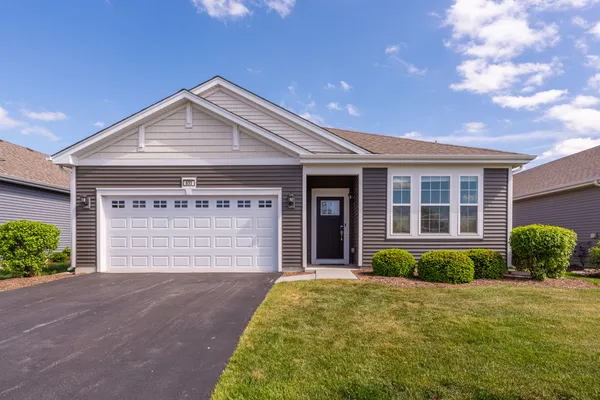 $444,900 | 833 Americana Avenue, Pingree Grove, IL 60140