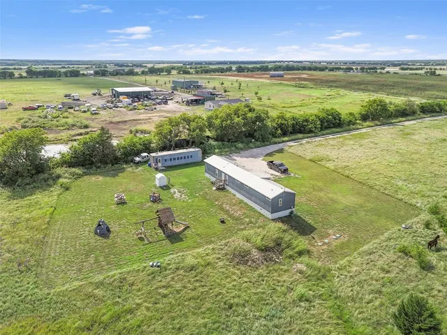 a view of a bathroom
