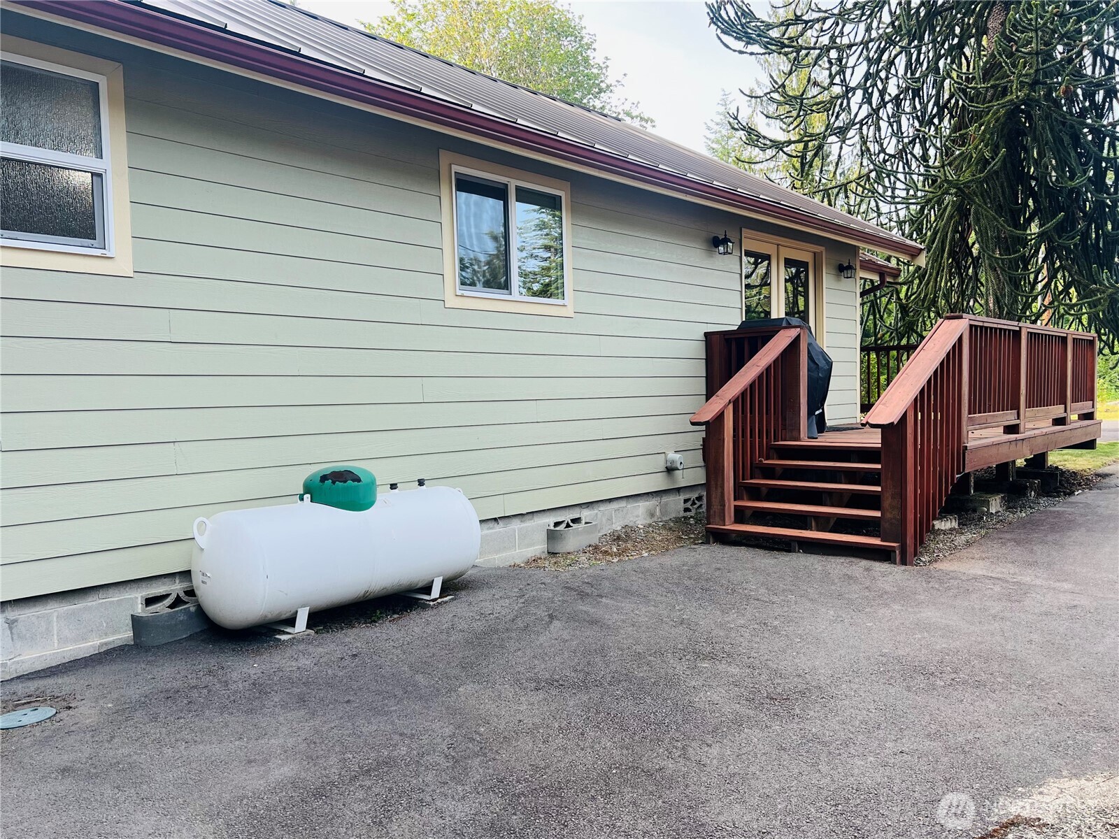 601 Mountain Trail Road Brinnon, WA 98320 - Photo 21 of 30 a view of backyard and deck