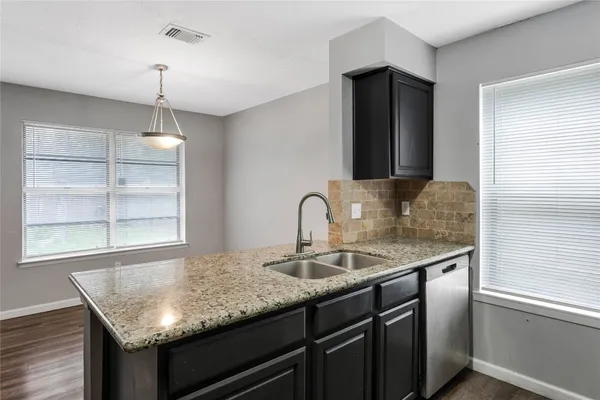 $1,700 | 16962 Glen Eagle Drive North, Conroe, TX 77385