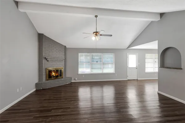 $1,650 | 16962 Glen Eagle Drive North, Conroe, TX 77385