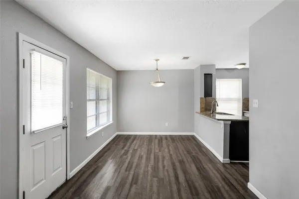 $1,650 | 16962 Glen Eagle Drive North, Conroe, TX 77385
