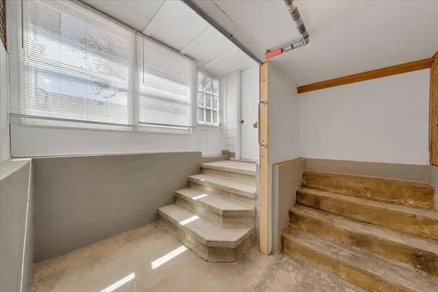 $449,999 | 1002 Roanoke Boulevard, Salem, VA 24153