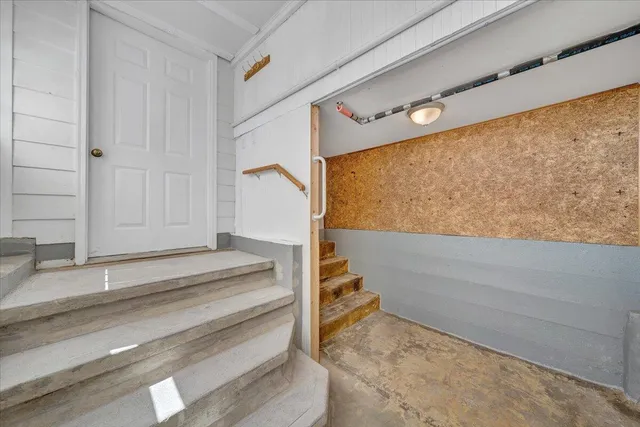 $449,999 | 1002 Roanoke Boulevard, Salem, VA 24153