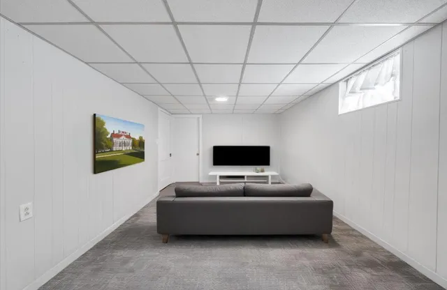 $449,999 | 1002 Roanoke Boulevard, Salem, VA 24153