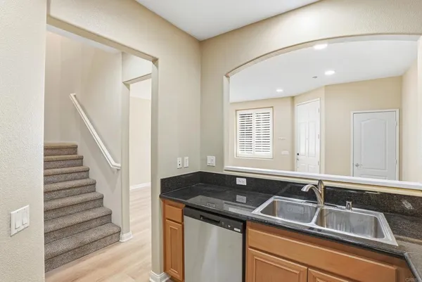 $3,985 | 16913 New Rochelle Way, Unit 83, San Diego, CA 92127