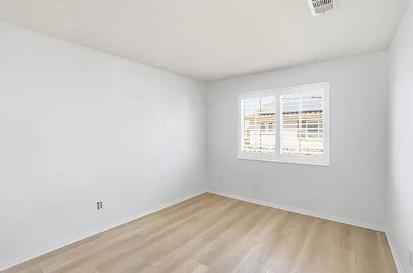 $3,985 | 16913 New Rochelle Way, Unit 83, San Diego, CA 92127