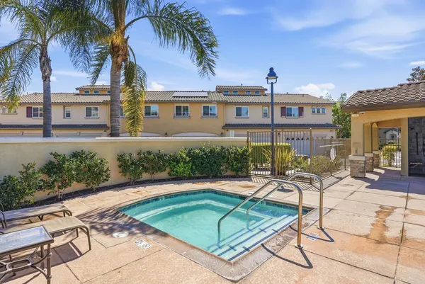 $3,985 | 16913 New Rochelle Way, Unit 83, San Diego, CA 92127