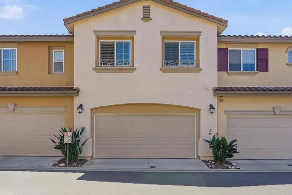 $3,985 | 16913 New Rochelle Way, Unit 83, San Diego, CA 92127