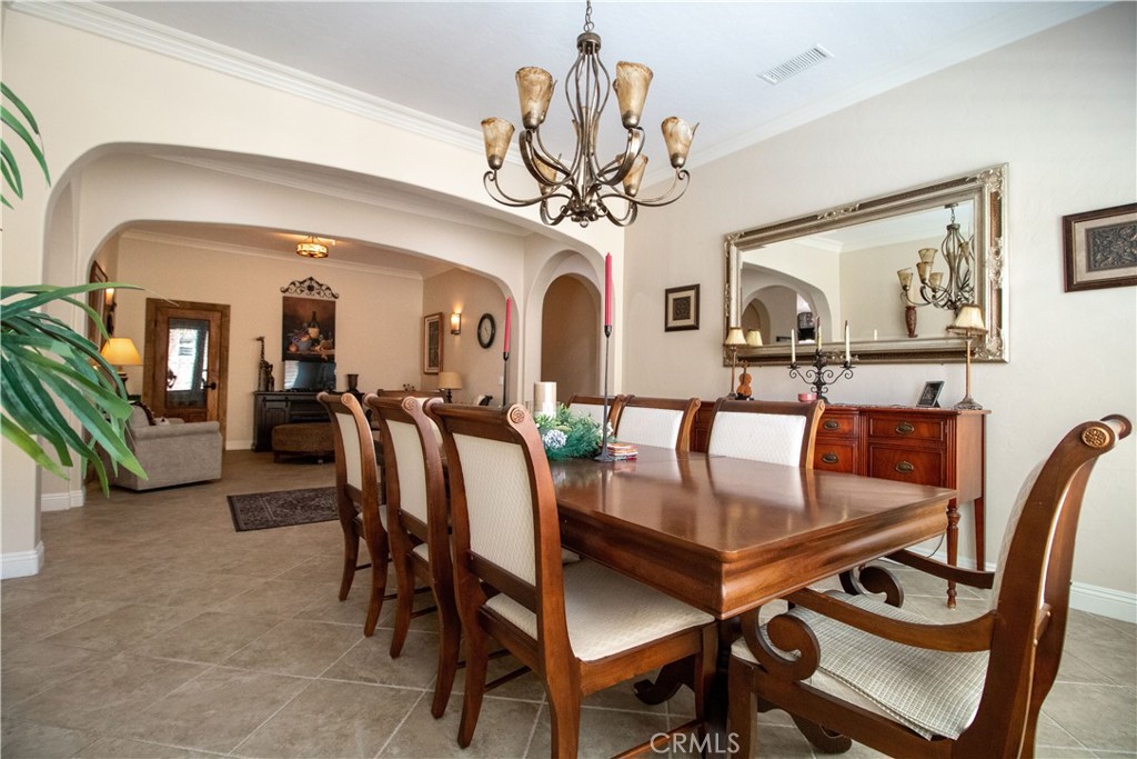 33699 Spring Brook Circle Temecula, CA 92592 - Photo 23 of 46