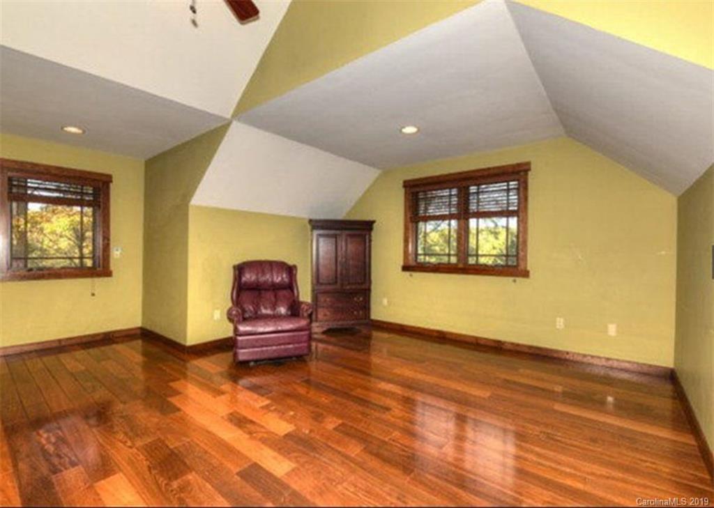 104 Berry Mountain Road Sylva, NC 28779 - Photo 13 of 26 Gallery Image 13