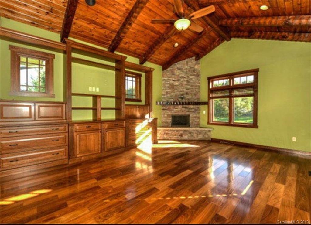 104 Berry Mountain Road Sylva, NC 28779 - Photo 8 of 26 Gallery Image 8