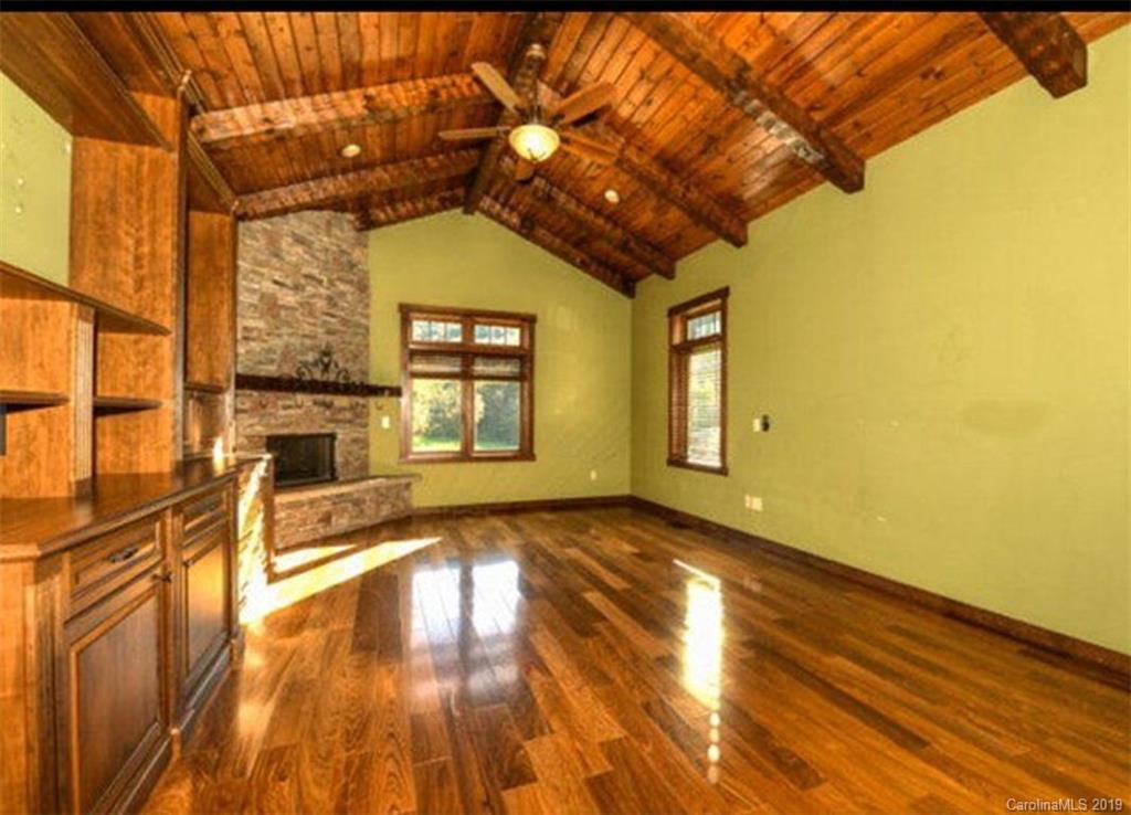 104 Berry Mountain Road Sylva, NC 28779 - Photo 9 of 26 Gallery Image 9