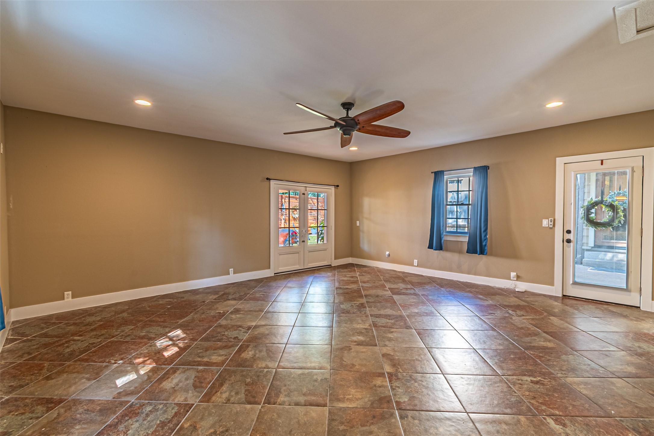 706 Church Street Navasota, TX 77868 - Photo 47 of 50 a view of an empty room with a window