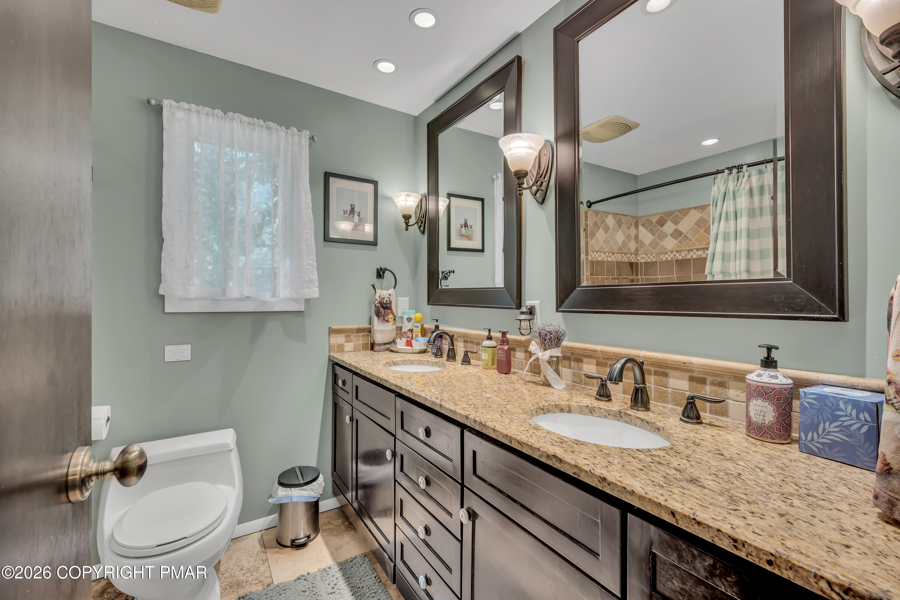 3371 Frontier Road East Stroudsburg, PA 18302 - Photo 18 of 44 2nd bathroom
