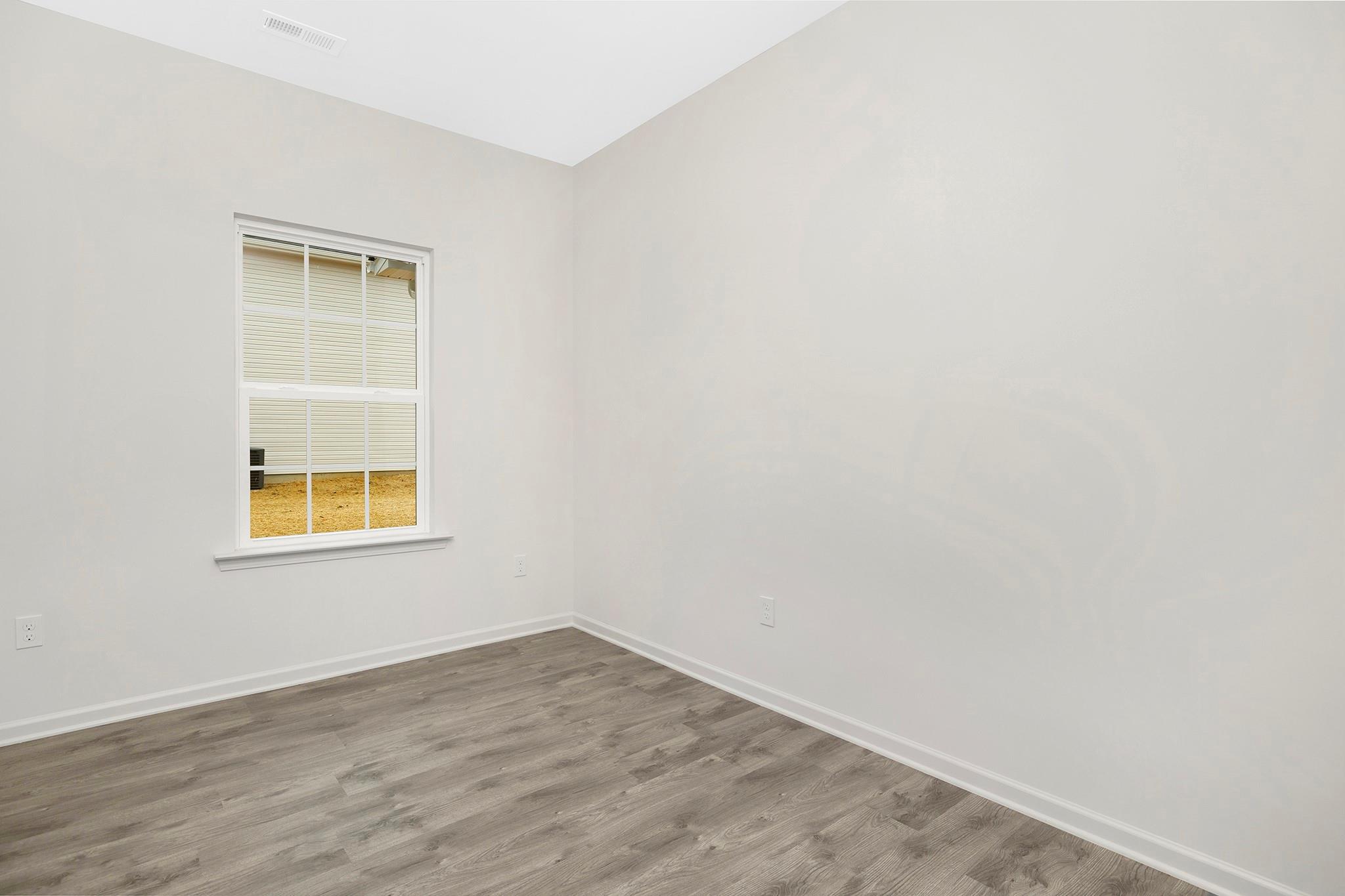 2531 Kelly Road Charlotte, NC 28216 - Photo 11 of 24 Gallery Image 11