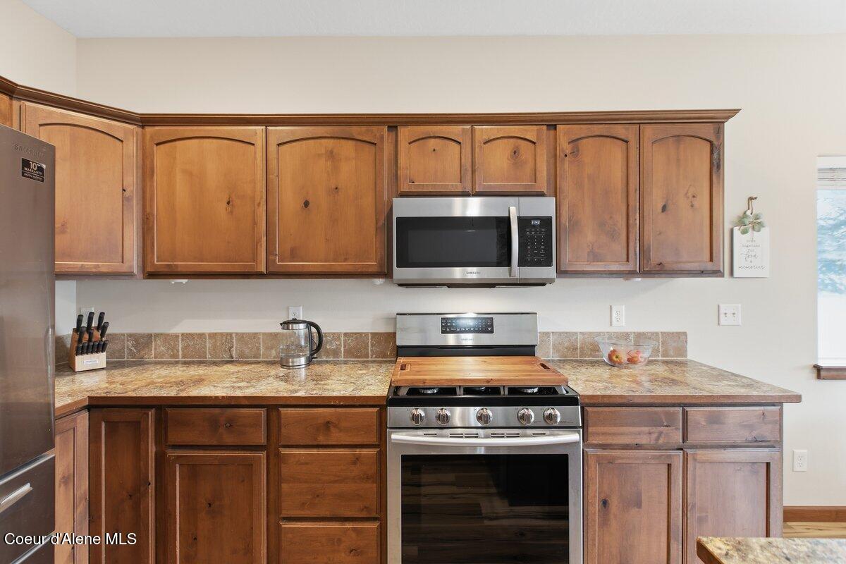 6525 Christine Street Rathdrum, ID 83858 - Photo 15 of 43 Kitchen