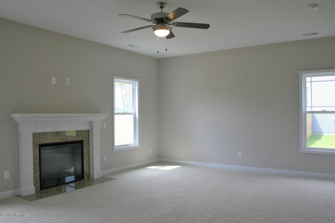 112 Longhorn Road Jacksonville, NC 28546 - Photo 3 of 10 Similar Photo