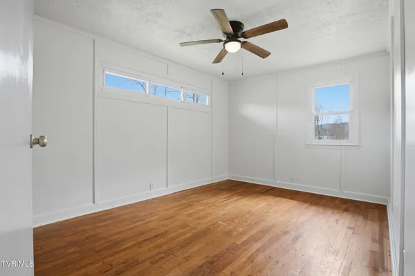 $369,900 | 1290 South Shady Street, Mountain City, TN 37683