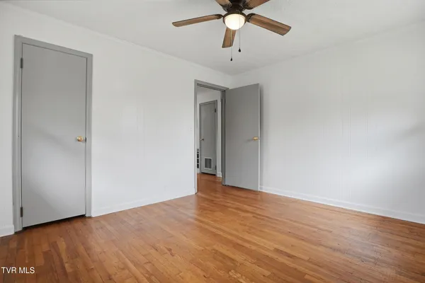 $369,900 | 1290 South Shady Street, Mountain City, TN 37683