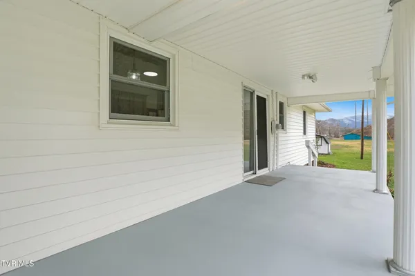 $369,900 | 1290 South Shady Street, Mountain City, TN 37683