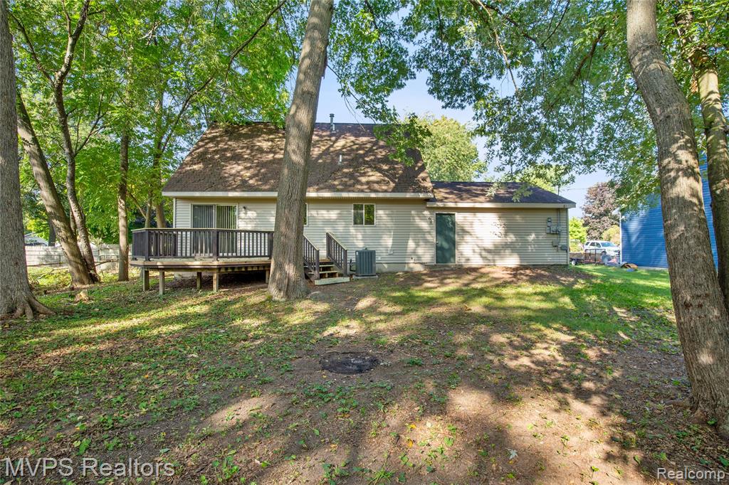 4636 Jerome Road Clarkston, MI 48346 - Photo 25 of 30