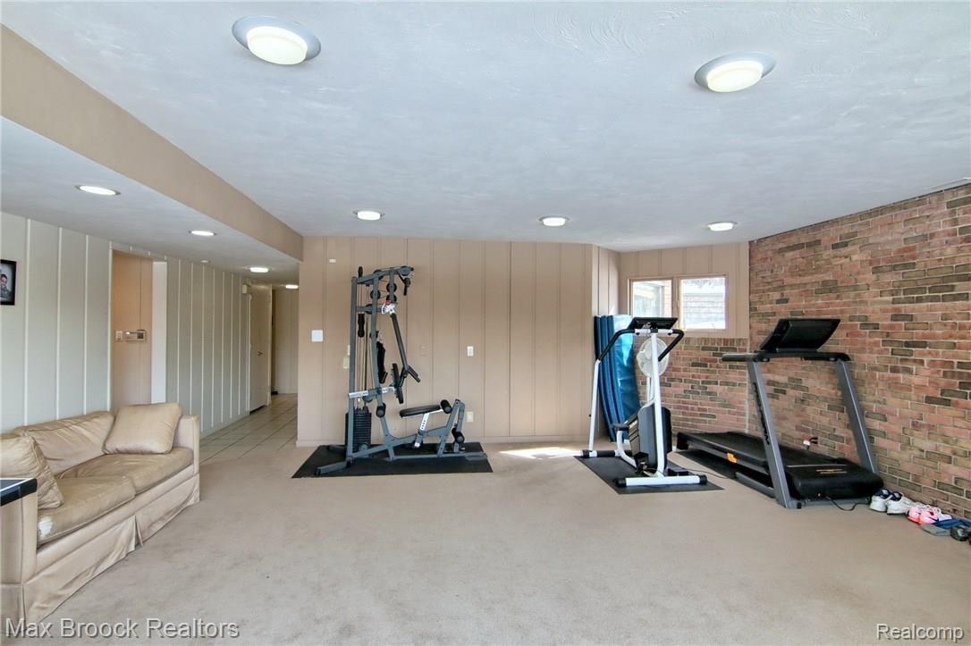 4180 Stoddard Road West Bloomfield, MI 48323 - Photo 23 of 43 Finished_Lower_Level_lll.jpg