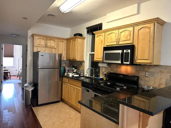 $4,000 | 395 2nd Street, Unit 3R, Jersey City, NJ 07302