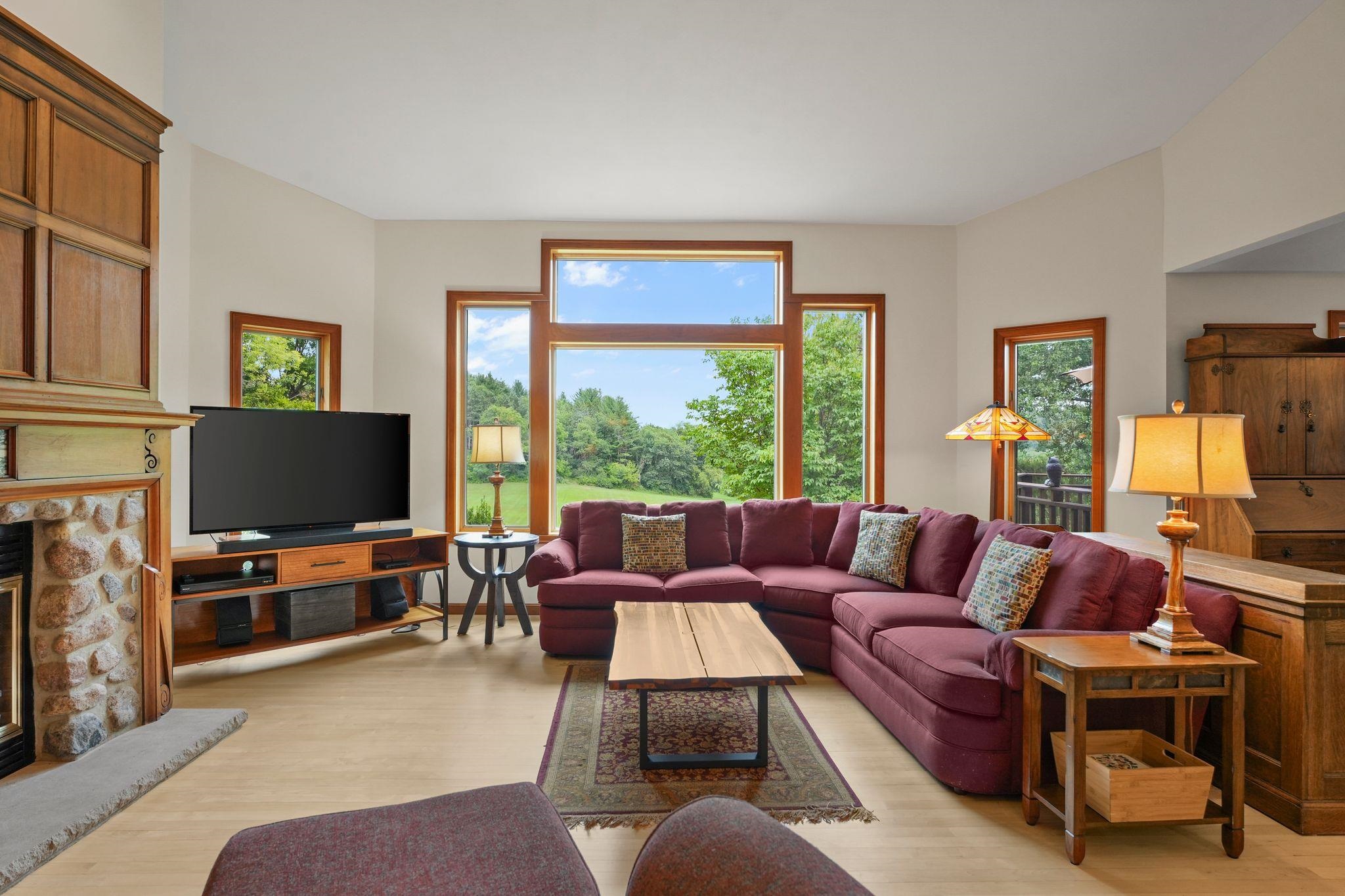 9368 Union Valley Road Black Earth, WI 53515 - Photo 12 of 90 Gallery Image 12