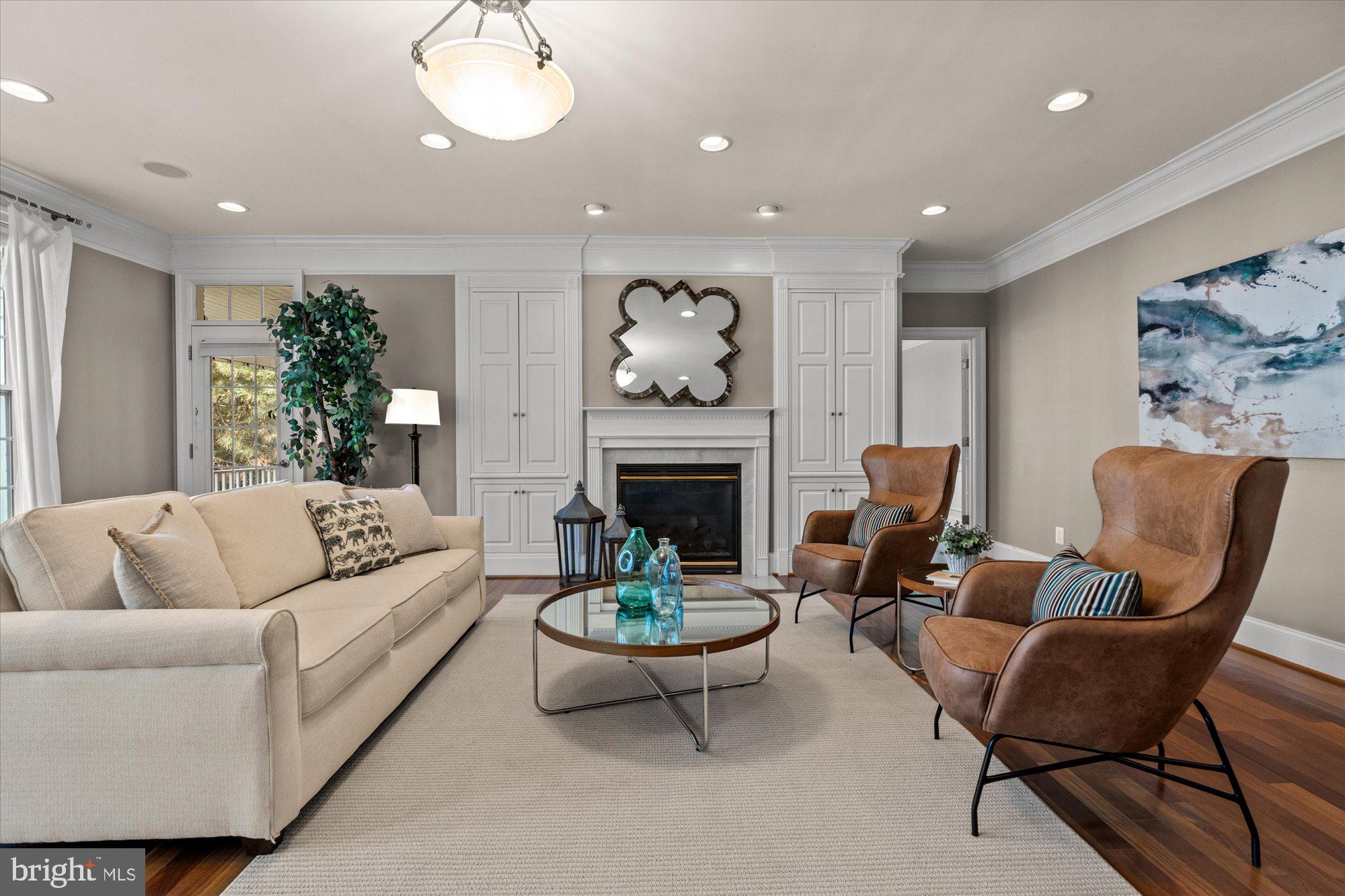 9300 Castle Hill Road Springfield, VA 22153 - Photo 18 of 60 Family Room