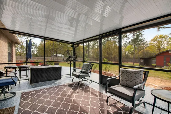 $498,000 | 6494 Welannee Boulevard, Laurel Hill, FL 32567