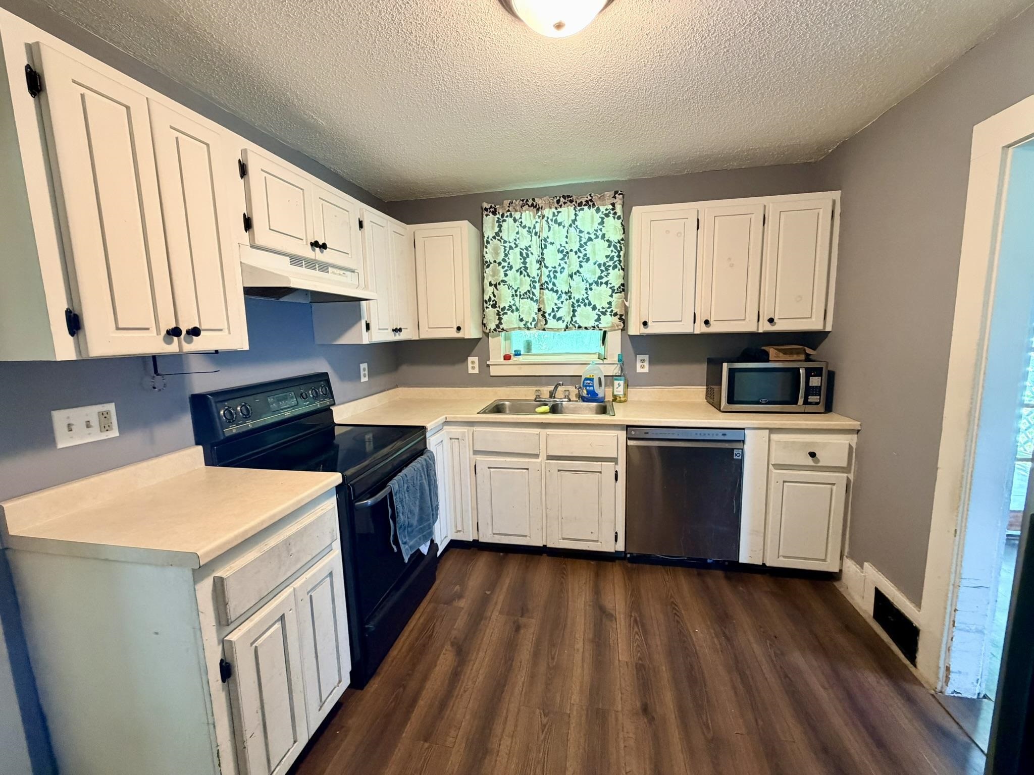 25 Clark Street Newport, VT 05855 - Photo 7 of 26