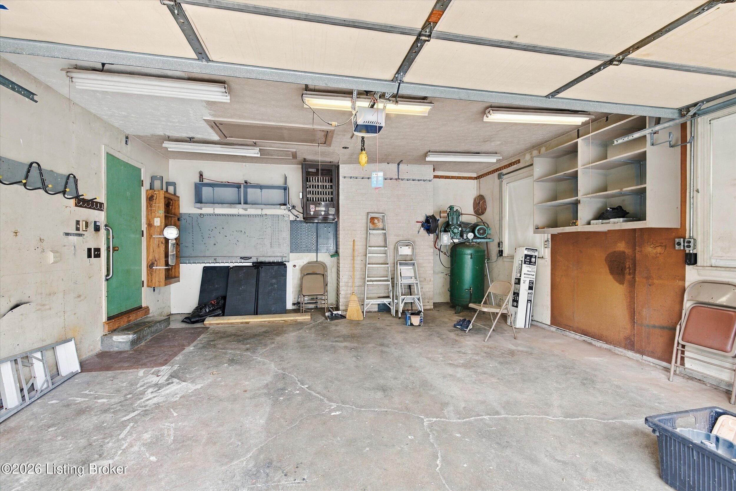 8110 Old Gate Road Louisville, KY 40241 - Photo 35 of 41 Laundry Room