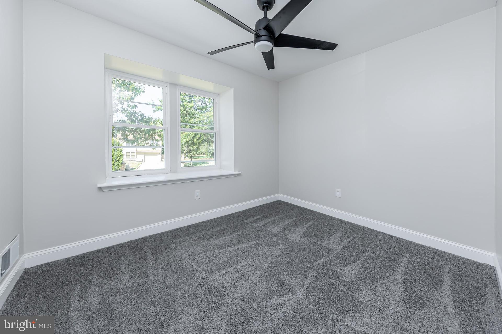 31 Quince Court Mount Laurel, NJ 08054 - Photo 13 of 21 an empty room with a window