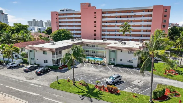 $260,000 | 1450 North Riverside Drive, Unit 102, Pompano Beach, FL 33062