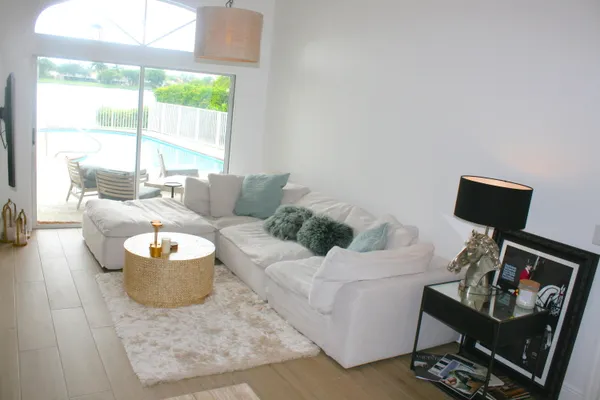 $5,000 | 12744 Meadowbreeze Drive, Wellington, FL 33414