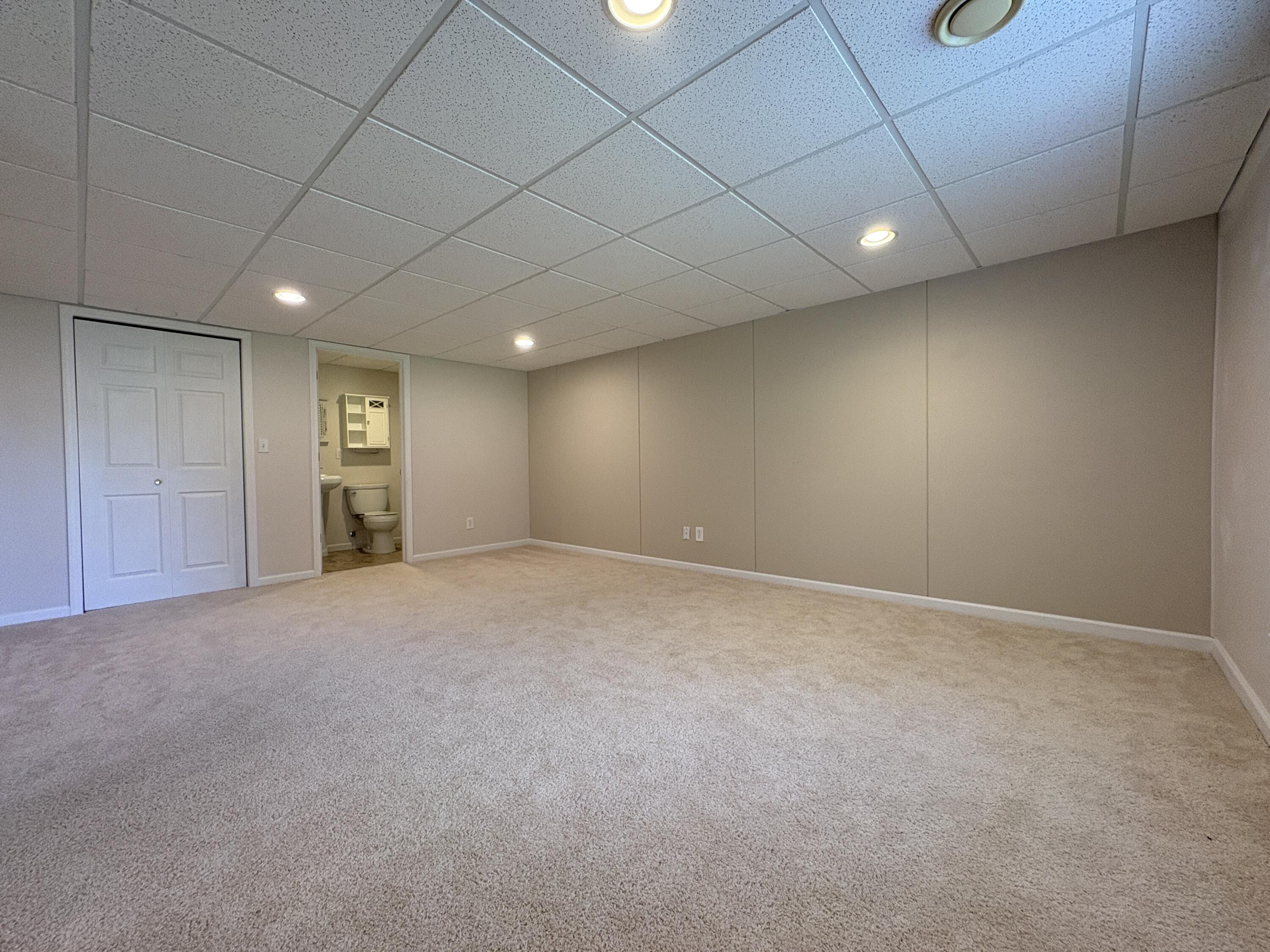 17652 Woodbridge Road, Unit 2 Spring Lake, MI 49456 - Photo 26 of 29 IMG_4800