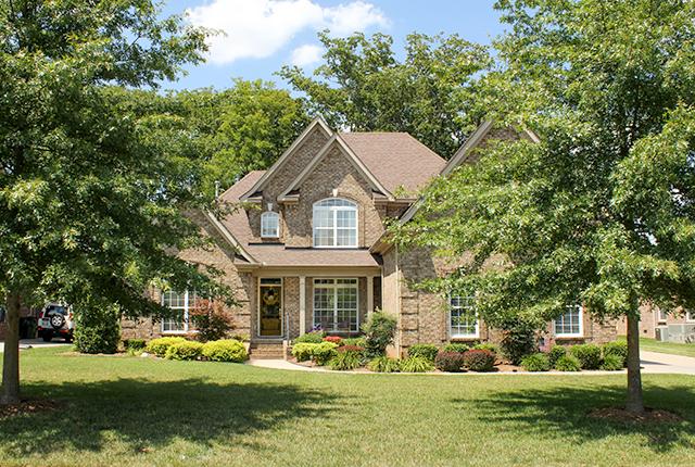 5340 Sherrington Road Murfreesboro, TN 37128 - Photo 1 of 20 Location, location, location! This beautiful home is located in the prestigious Highlands section of the Berkshire! Close access to 840 and I24. Close to shopping & dining at the Avenue. New St. Thomas Hospital. Triple Blackman Schools!